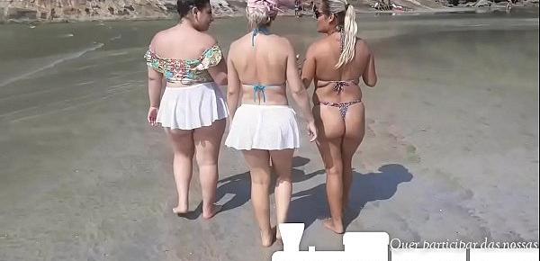  Caiu na net  !!! Flagrei  3 gostosas procurando macho bem dotado na praia !!! ( Paty Bumbum, Mirella mansur e Agatha ludovino ).